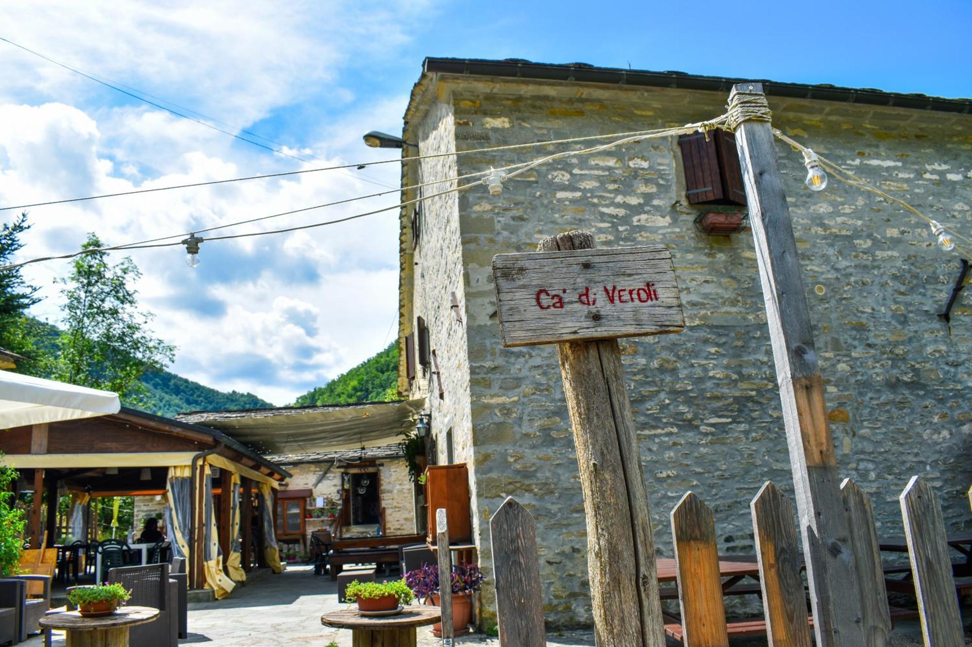 Albergo Ristorante Ca Di Veroli Bagno di Romagna Eksteriør bilde